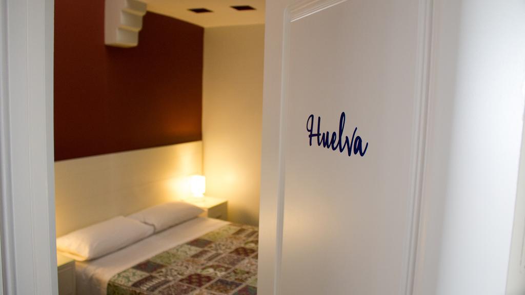 Hostal San Vicente II Sevilla Kültér fotó