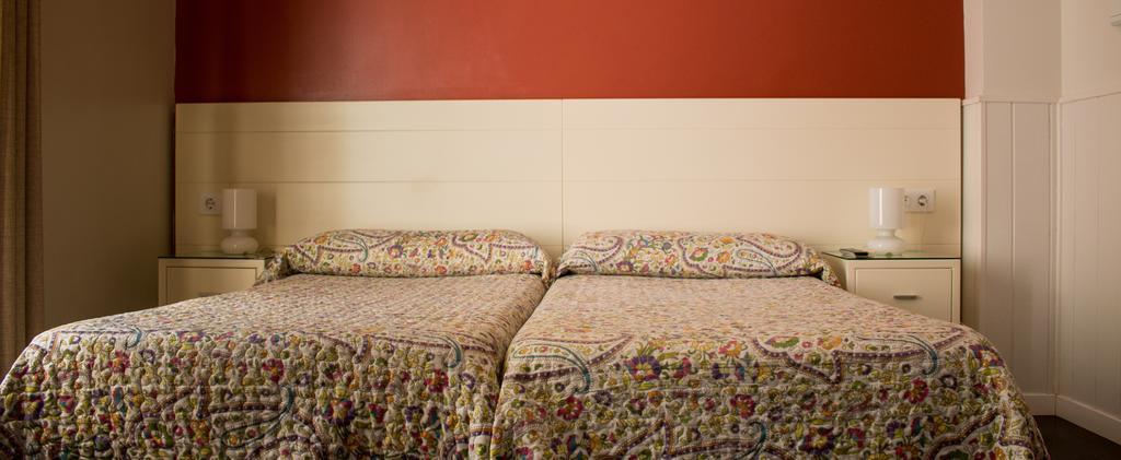 Hostal San Vicente II Sevilla Kültér fotó