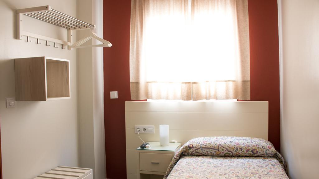 Hostal San Vicente II Sevilla Kültér fotó
