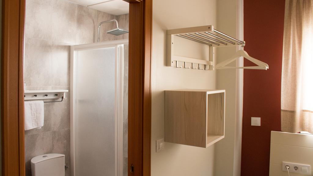 Hostal San Vicente II Sevilla Kültér fotó