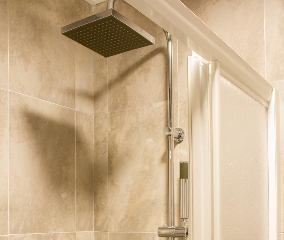 Hostal San Vicente II Sevilla Kültér fotó