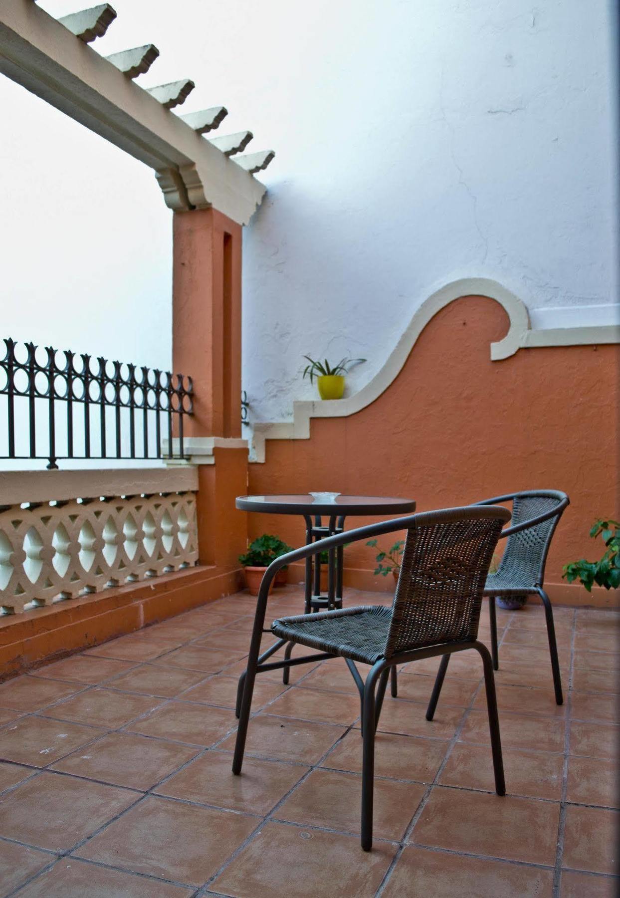 Hostal San Vicente II Sevilla Kültér fotó