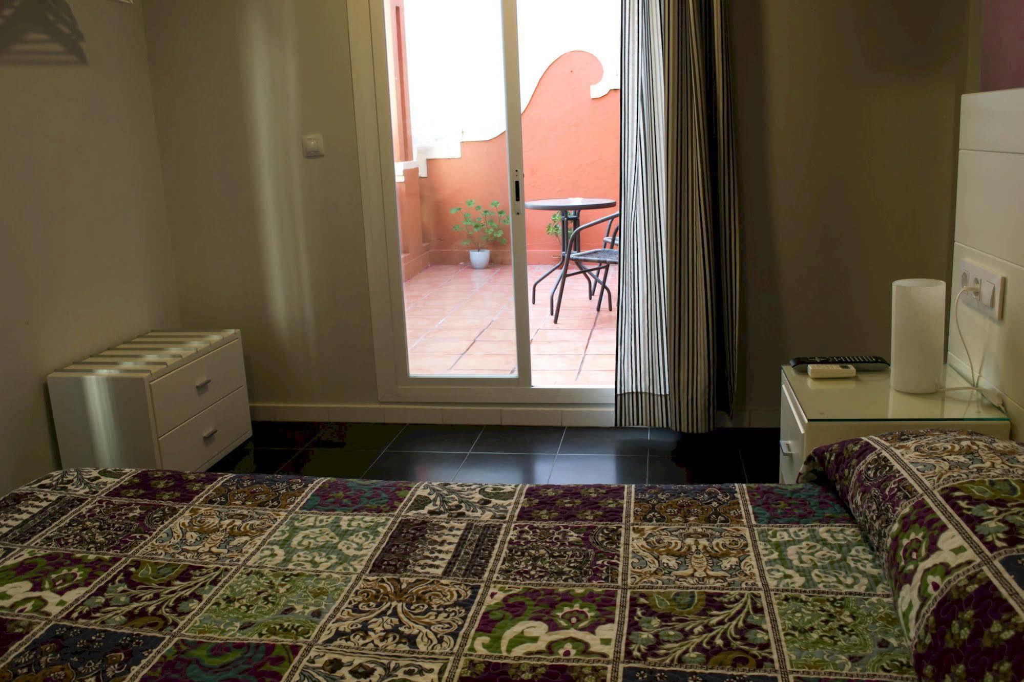 Hostal San Vicente II Sevilla Kültér fotó